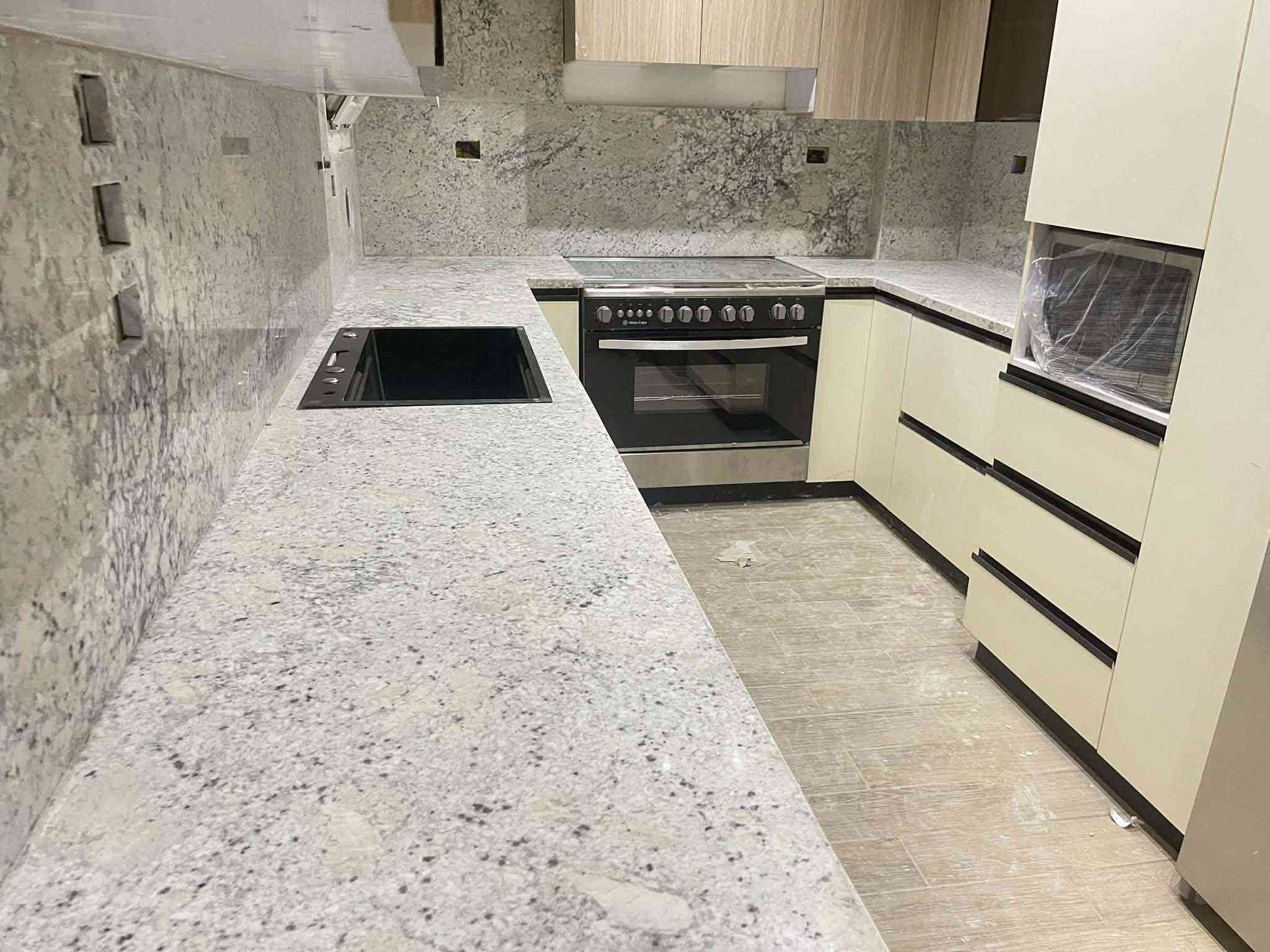 فانتستيك وايت - جرانيت مصرى - مطابخ